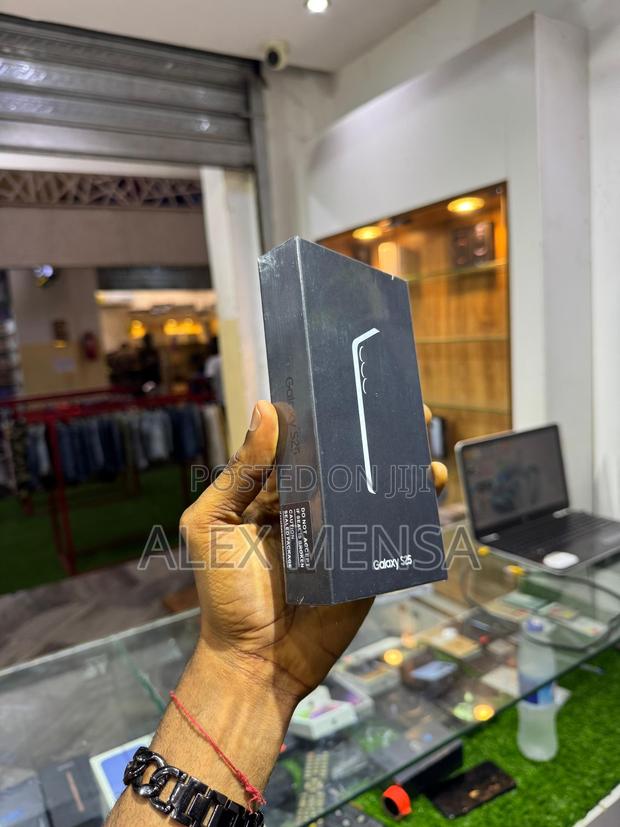 New Samsung Galaxy S25 128 GB Bronze