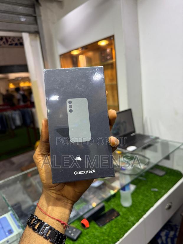 New Samsung Galaxy S24 128 GB Black
