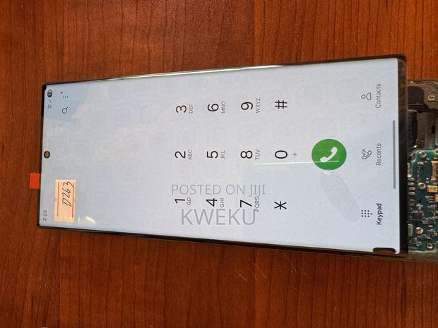 Samsung S24 Ultra Screen · Photo 3