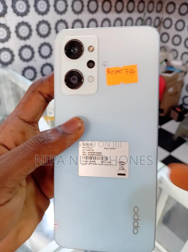 Oppo Reno7 5G 128 GB Silver