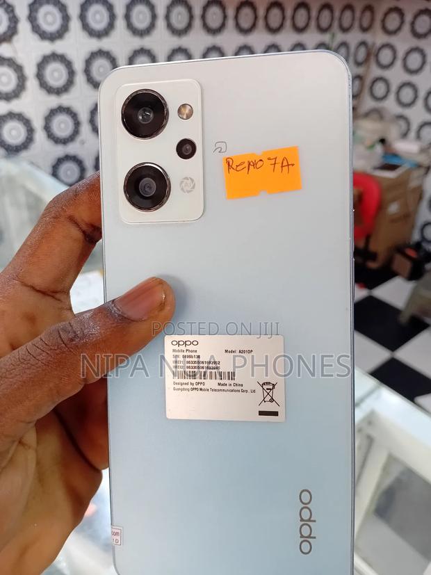 Oppo Reno7 5G 128 GB Silver photo 2