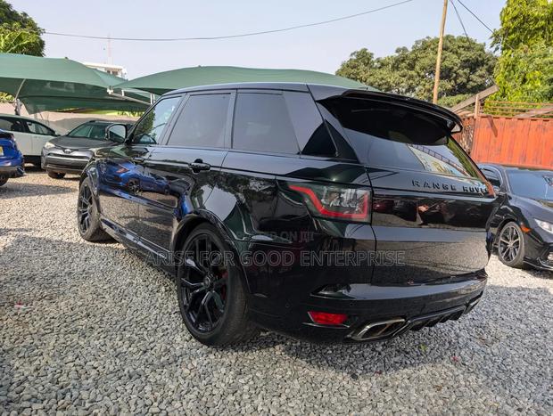 Land Rover Range Rover Sport SVR 4x4 2020 Black photo 19