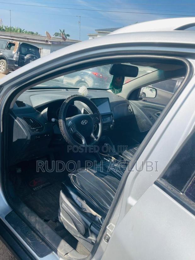 Hyundai Tucson 2012 Silver