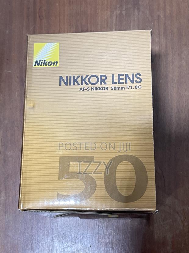Nikon 50mm Lens
