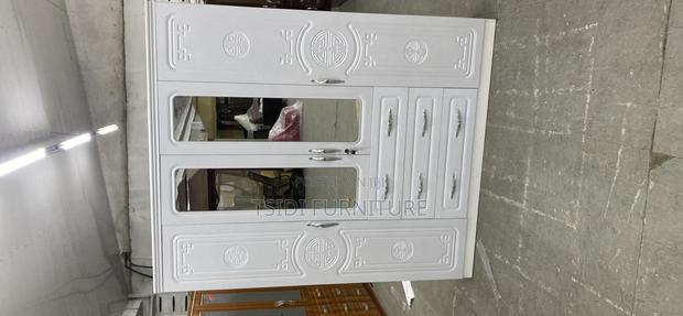 4door Wardrobe · Photo 2
