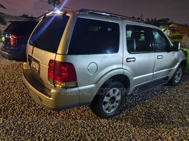 Lincoln Aviator AWD Luxury 2005 Silver