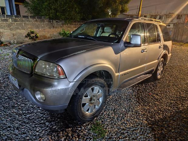 Lincoln Aviator AWD Luxury 2005 Silver