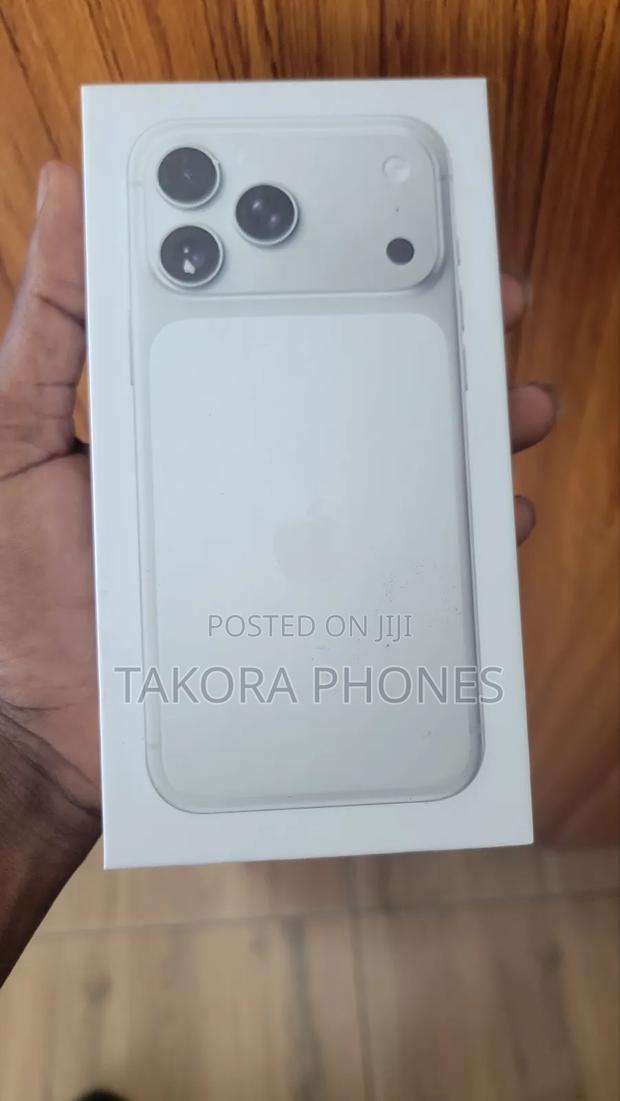 New Apple iPhone XR 128 GB Silver