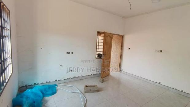 1bdrm Apartment in Tseaddo Round About for rent · Photo 2