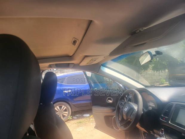 Honda HR-V 4dr SUV (1.5L 4cyl CVT) 2016 Black