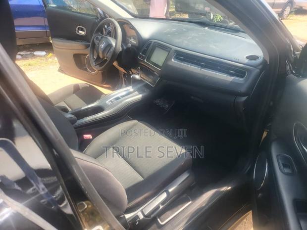 Honda HR-V 4dr SUV (1.5L 4cyl CVT) 2016 Black