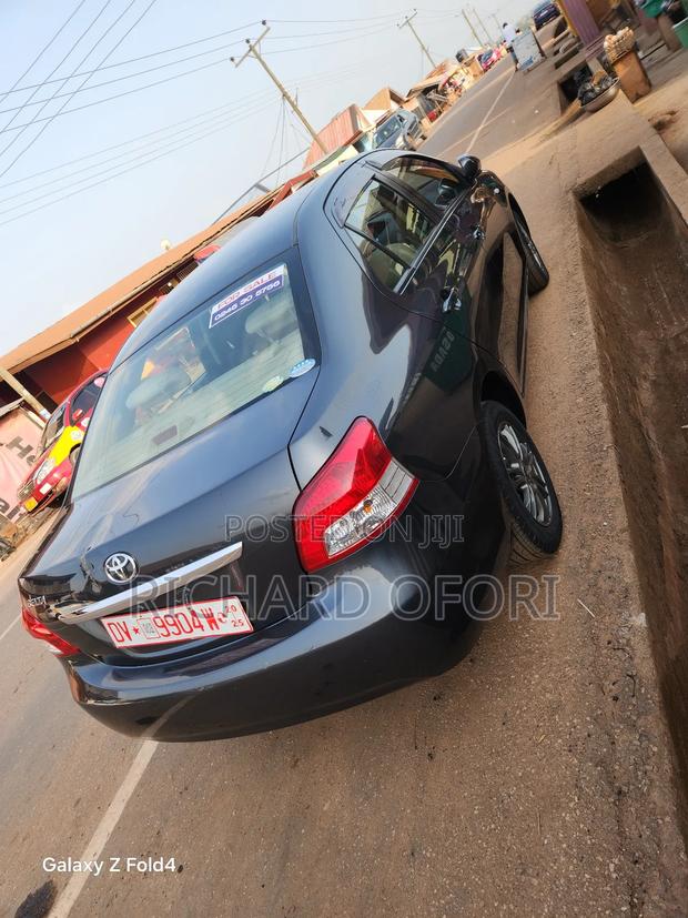 Toyota Belta 2010 Gray