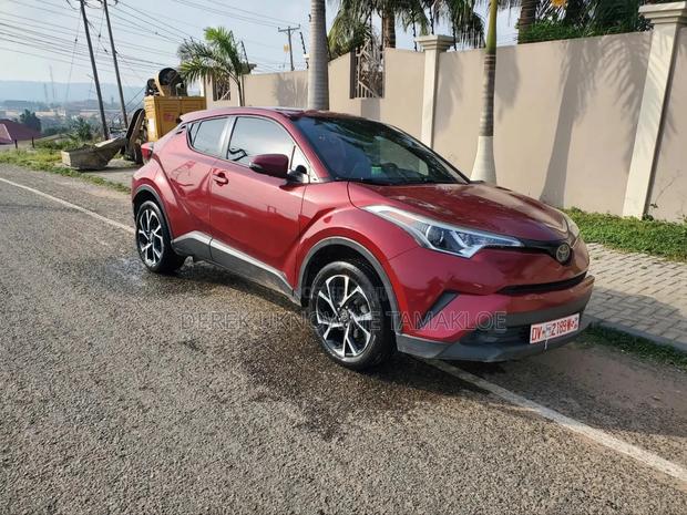 Toyota C-HR 2019 Red