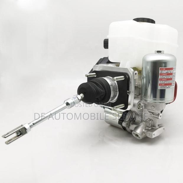 Toyota Land Cruiser Prado Abs Brake Booster Pump photo 4