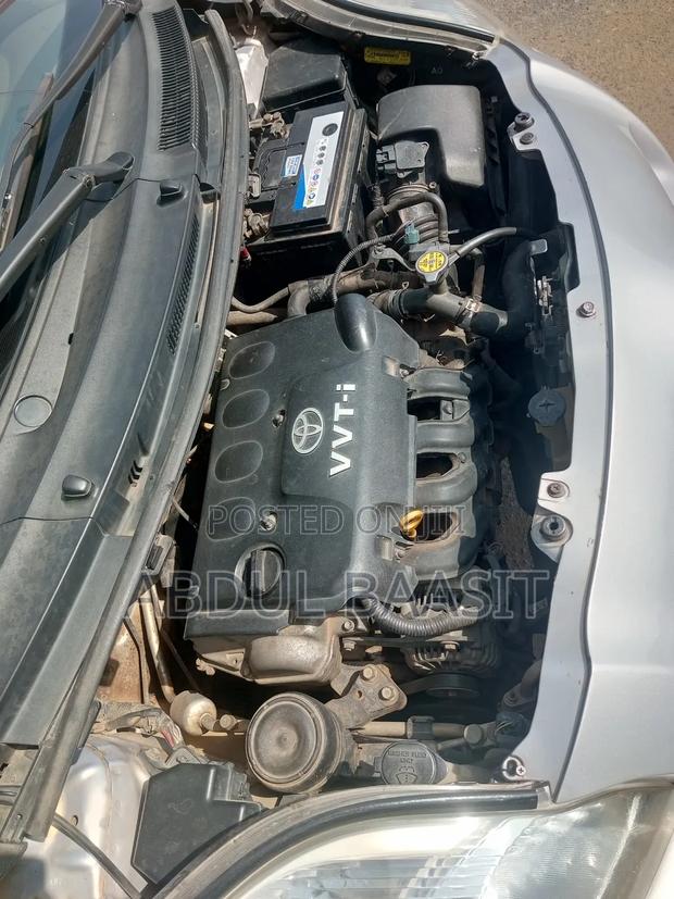 Toyota Vitz 1.3 AWD 5dr 2011 Silver