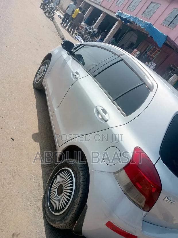 Toyota Vitz 1.3 AWD 5dr 2011 Silver