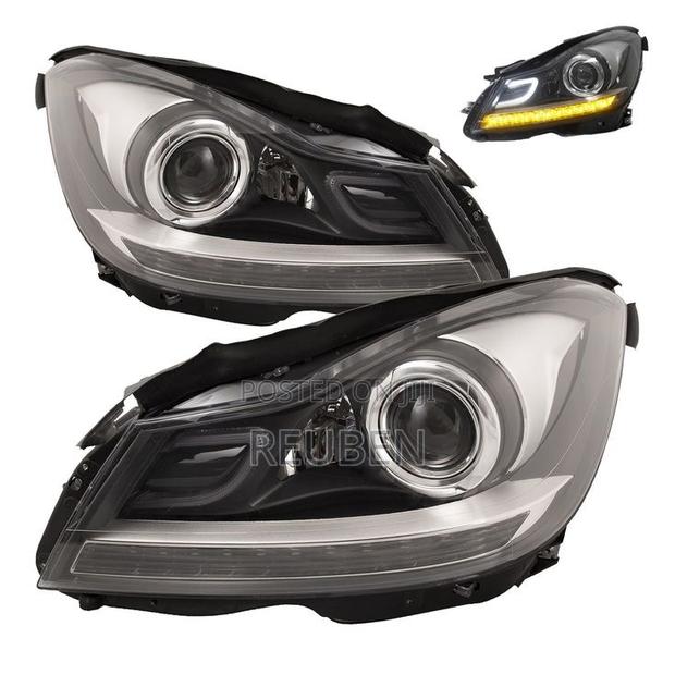 Mercedes Benz C250 Head Light Lamp photo 2