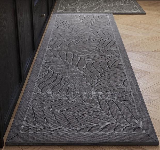 2 In 1 Quality Anti Slip Kitchen Mat · Photo 3