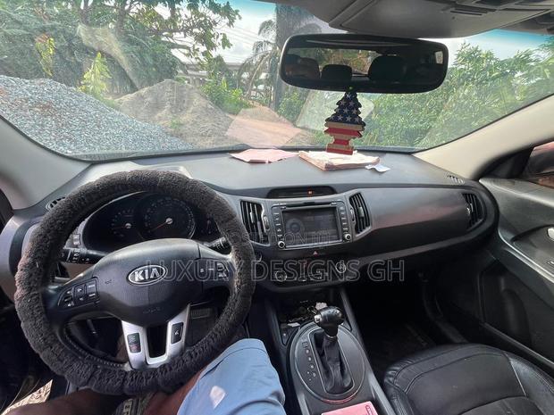 Kia Sportage 2014 Black photo 2