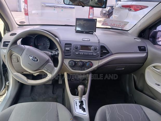 Kia Morning 2016 Silver