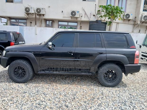 Nissan Patrol 2015 Black