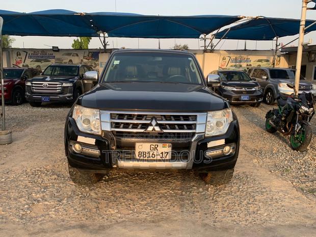 Mitsubishi Pajero IO 2017 Black