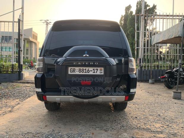 Mitsubishi Pajero IO 2017 Black