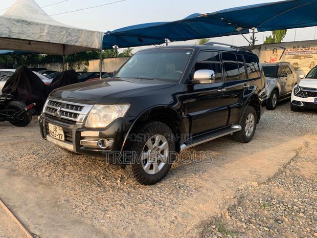 Mitsubishi Pajero IO 2017 Black