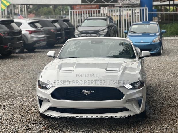 Ford Mustang EcoBoost Premium 2021 White