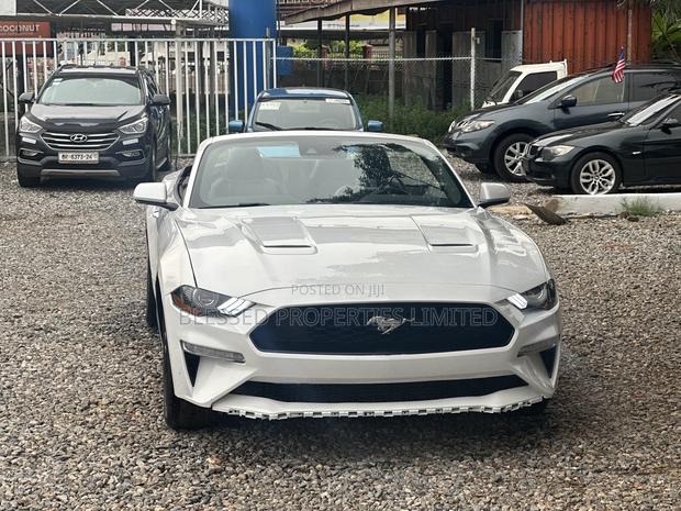 Ford Mustang EcoBoost Premium 2021 White