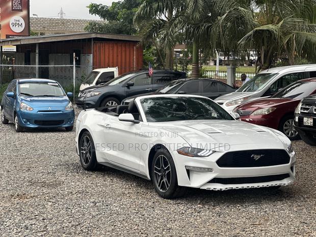 Ford Mustang EcoBoost Premium 2021 White