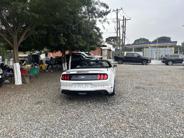 Ford Mustang EcoBoost Premium 2021 White