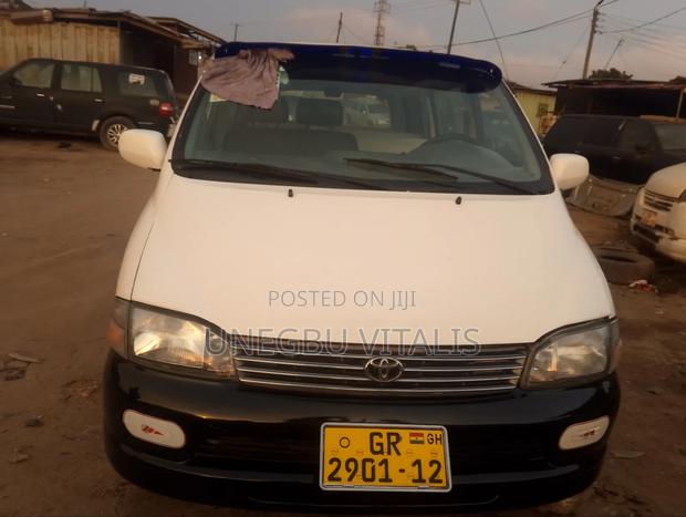 Toyota HiAce 2008 White