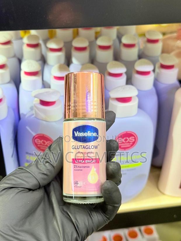 Vaseline Gluta Glow Ampoules Deodorant Serum Ultra Bright · Photo 2