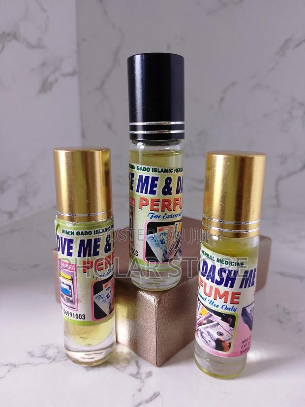Love Me and Dash Me Perfume Oil · Photo 4
