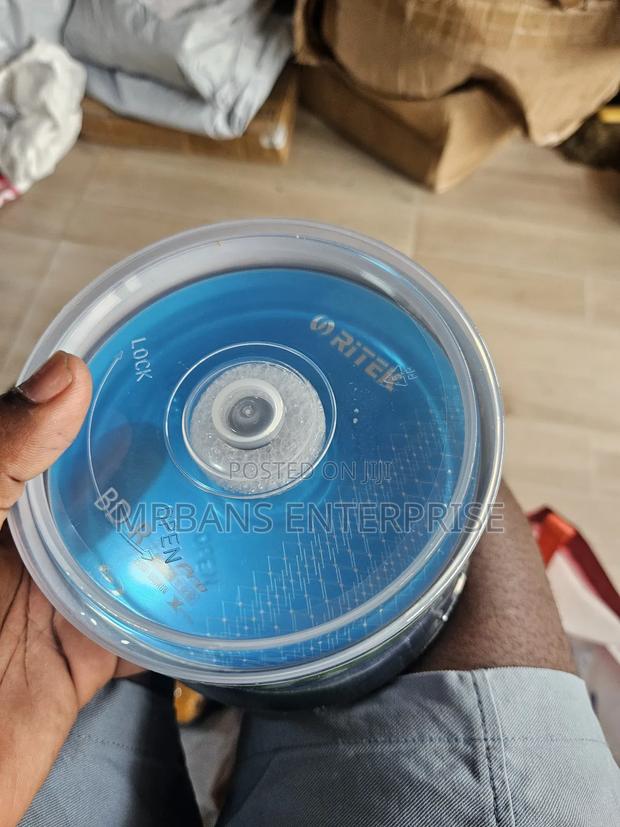 All-in-One Ps4 Jailbreak Disc With Auto Goldhen 9.00 to 12.52 · Photo 4