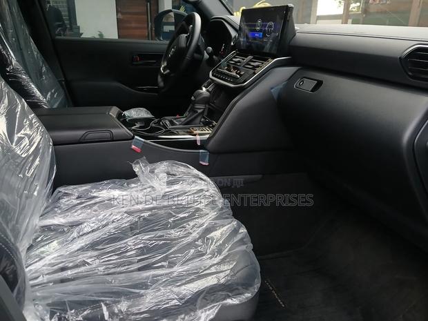 Toyota Land Cruiser 2025 Black photo 8