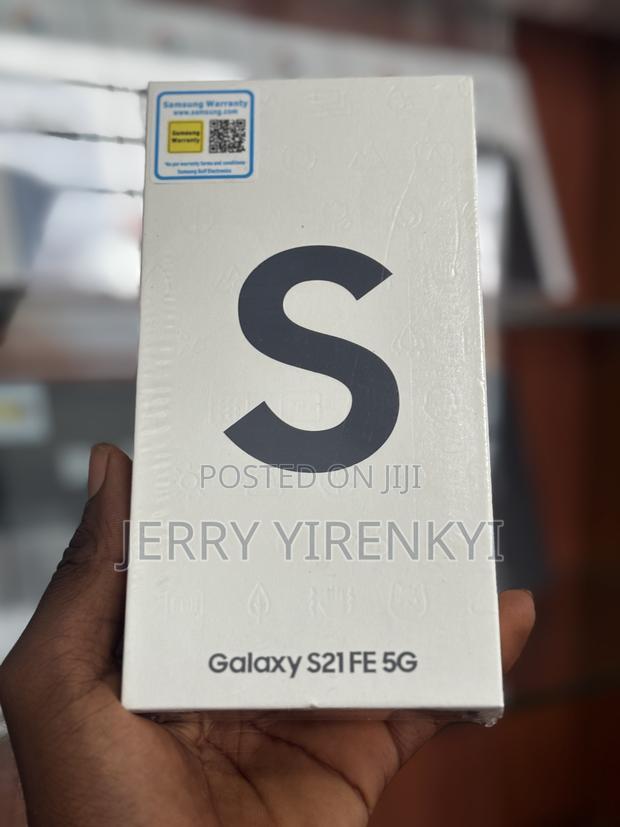 New Samsung Galaxy S21 FE 5G 128 GB Black photo 3