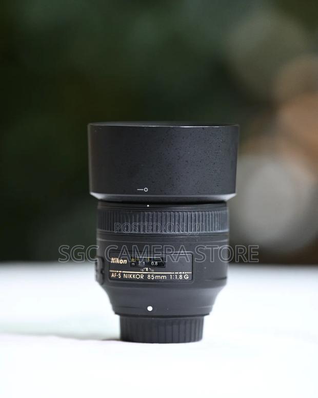 Nikon Nikorr Af-s 85mm F1.8