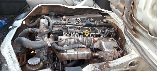 Toyota HiAce 2014 White photo 7