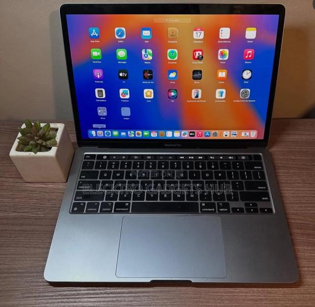 Laptop Apple MacBook Pro 2020 32GB Intel Core I7 SSD 512GB photo 2