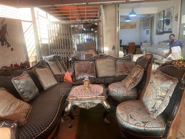 Executive Antique Sofa Chair photo 2