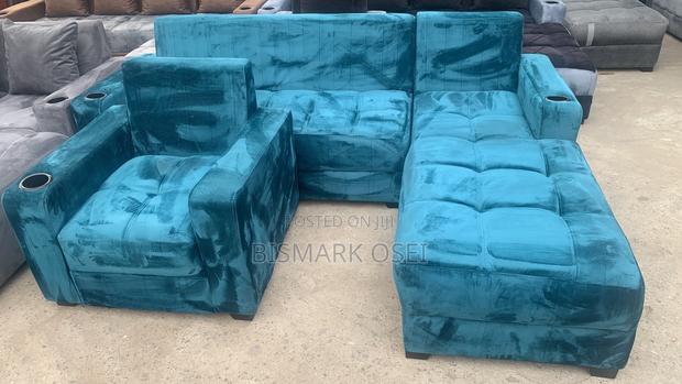 A Royal Comfort L Shape With Single · Photo 4