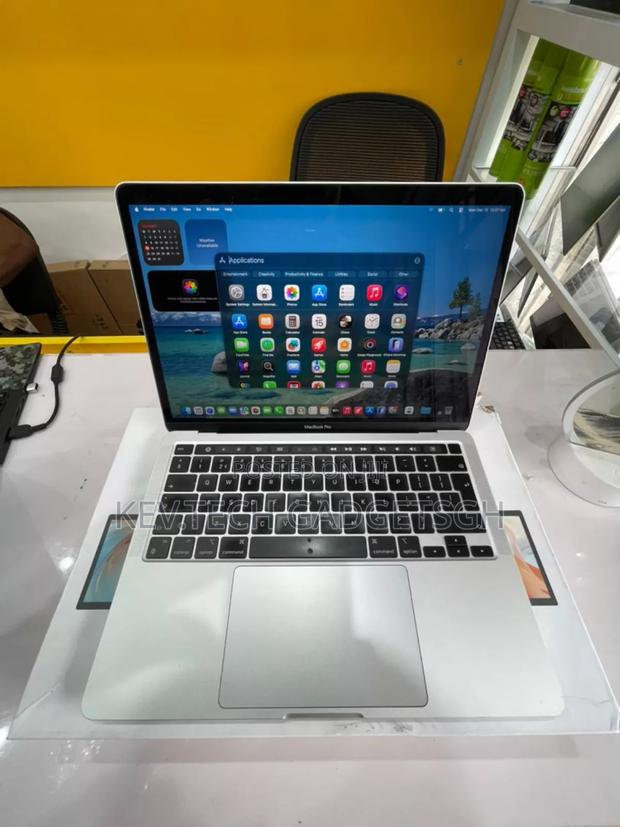 Laptop Apple MacBook Pro 2020 8GB Apple M1 SSD 256GB photo 3