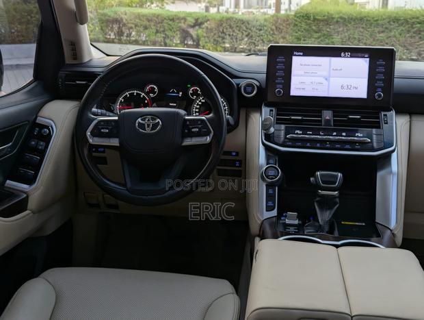 Toyota Land Cruiser 3.5 Petrol 4WD 2022 Black