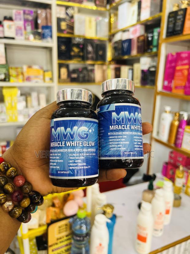 Miracle White Glow Capsule · Photo 2
