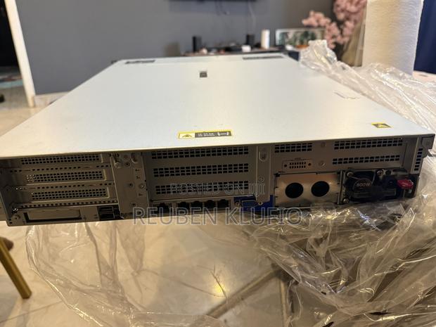 New Server HP ProLiant DL 380 G10 4210R 32GB Intel Xeon HDD+SSD 1T · Photo 4