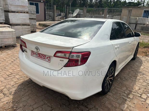 Toyota Camry 2014 White