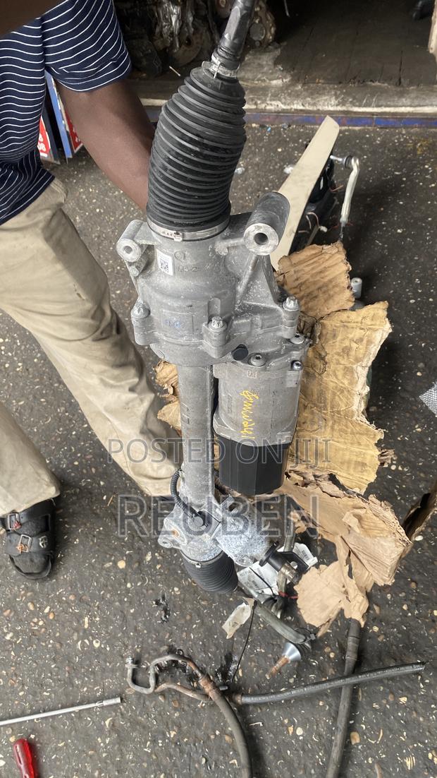 Mercedes Benz Steering Rack for C300 (W205) photo 4