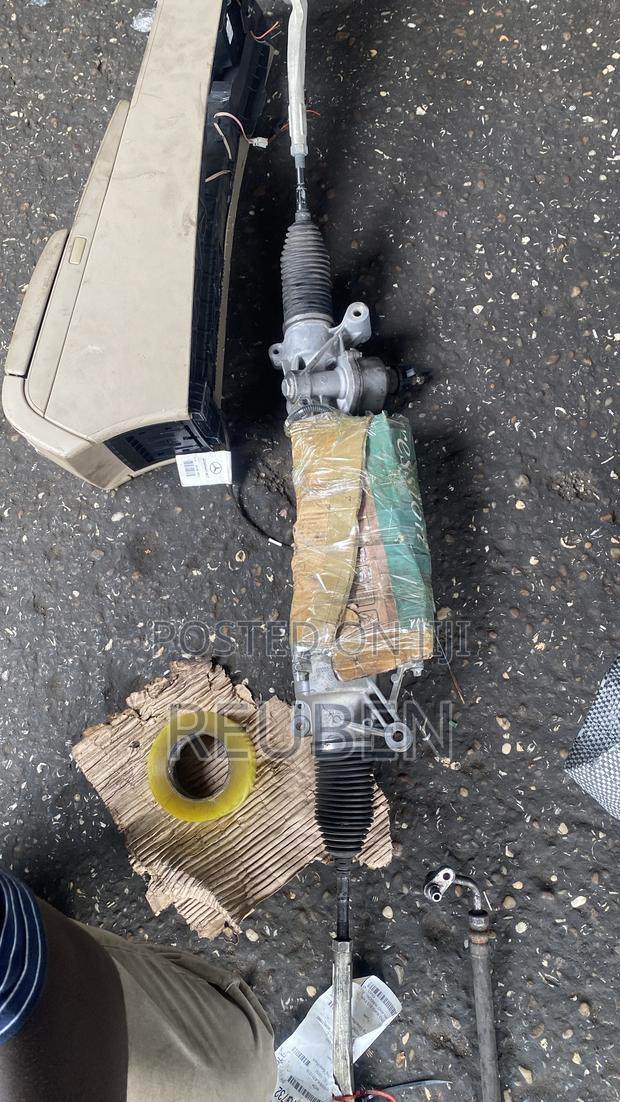 Mercedes Benz Steering Rack for C300 (W205) photo 2